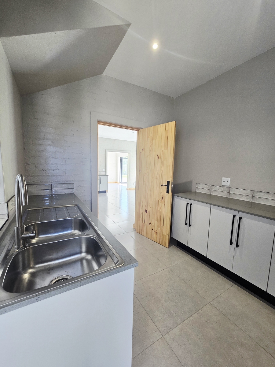 3 Bedroom Property for Sale in King George Park Western Cape